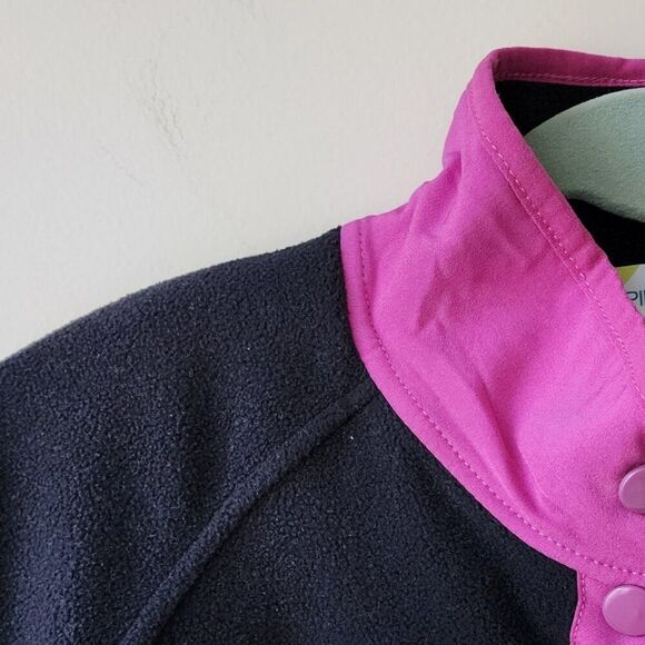 Hippie Rose Black Pink Fleece Soft Cozy Cropped Quarter Button Sweatshirt Size S - Picture 3 of 9